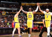 爱游戏ayx平台-浓眉哥官方宣布险胜新规，快船引发争议！